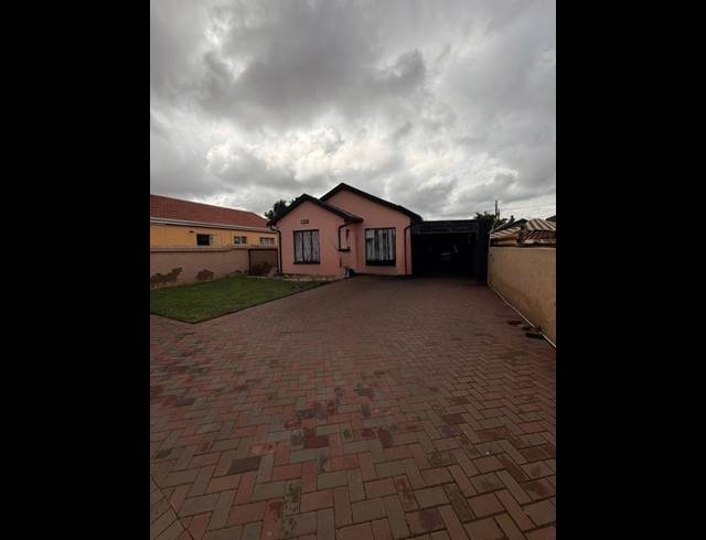 3 BEDROOM HOUSE FOR SALE IN SOSHANGUVE XX